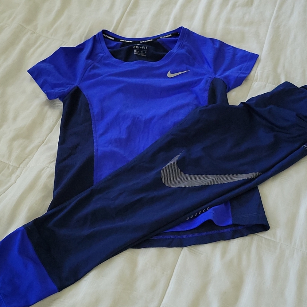 Nike set - top and Capri leggings